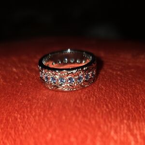 Elegant Silver and Blue Women's Ring